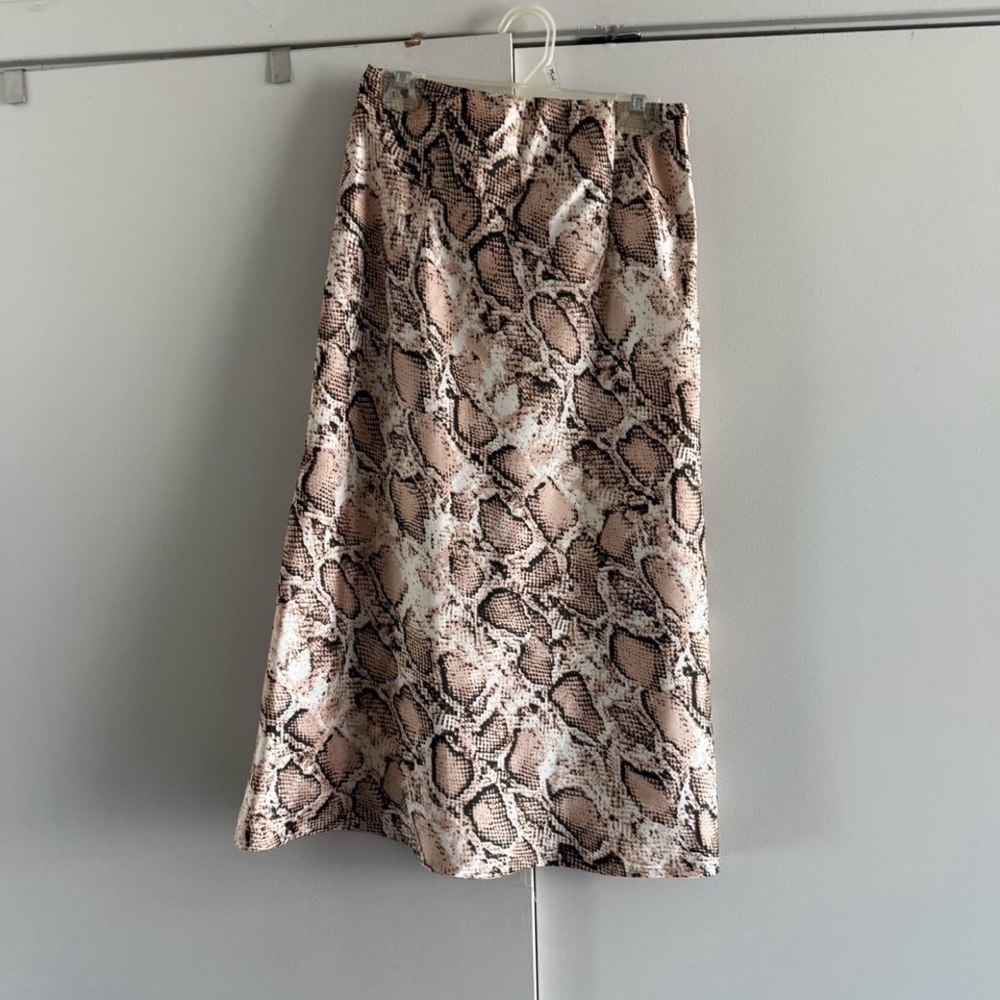 Mura Boutique Snake-Print Midi Skirt in Beige and Black
